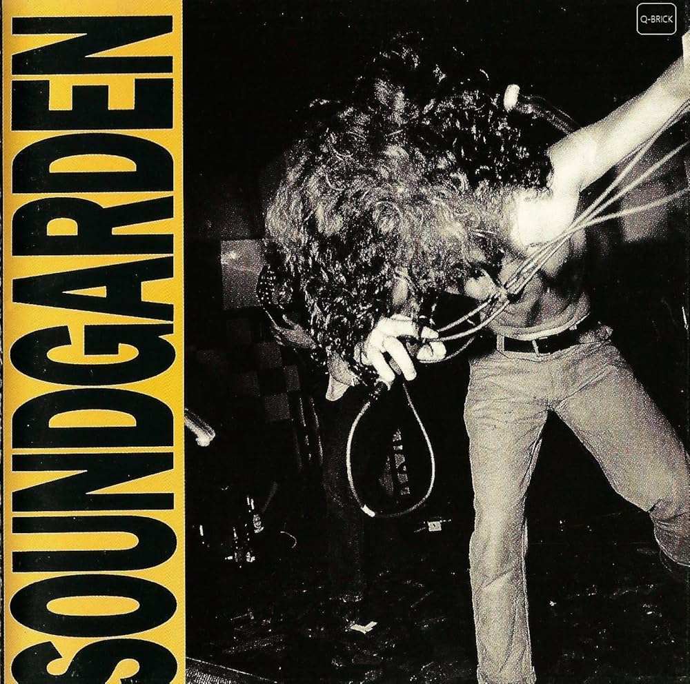 Amazon.co.jp: ラウダー・ザン・ラヴ: ミュージック